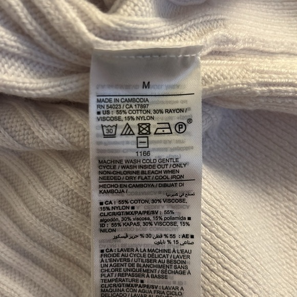 Old Navy White Wide Ribbed V-neck Summer Sleeveless Sweater Top Size Medium - Picture 5 of 5